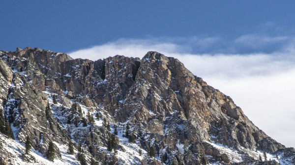 Mountain Peak Snow Ia Wallpaper