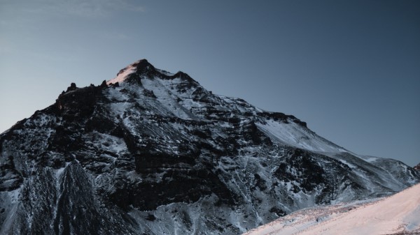 Mountain Peak Snow Pic Wallpaper