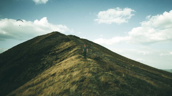 Mountain Peak Solitude Wallpaper