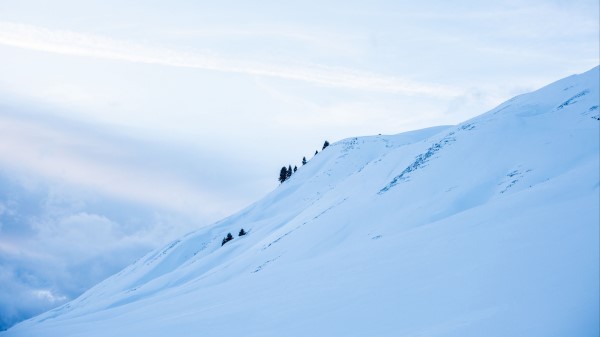 Mountain Snowy Slope Wallpaper