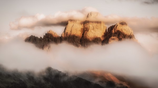 Mountains Fog Clouds Picture Wallpaper