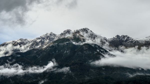 Mountains Fog High Wallpaper