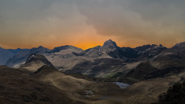 Mountains Hilly Landscape Wallpaper