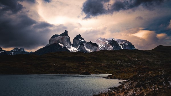Mountains Lake Grass wallpaper