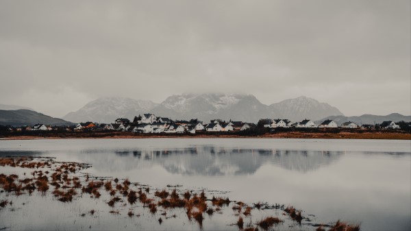 Mountains Lake Houses Wallpaper
