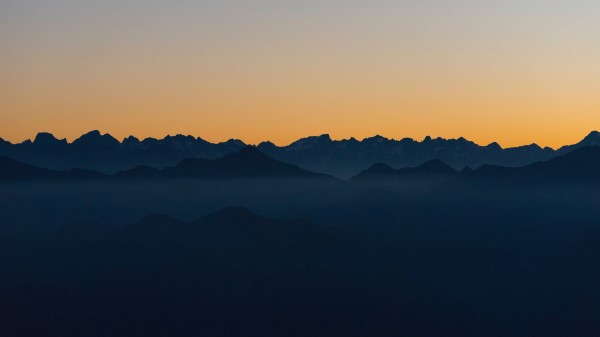Mountains Outlines Sunset Wallpaper