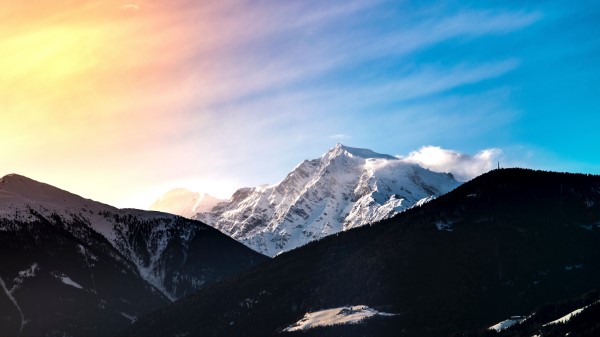 Mountains Peak Landscape Wallpaper