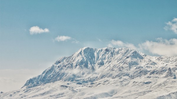 Mountains Peak Snowy Wallpaper