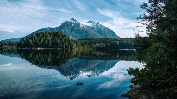 Mountains Peaks Lake Picture Wallpaper