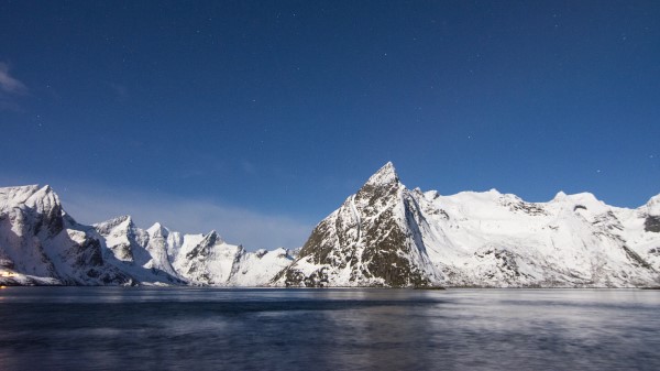 Mountains Peaks Snow Sky Lake Wallpaper