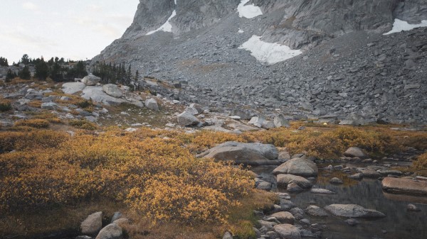 Mountains River Shore Wallpaper