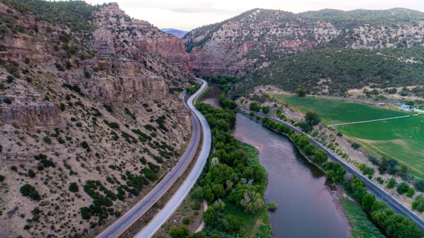 Mountains Road River Top View Wallpaper