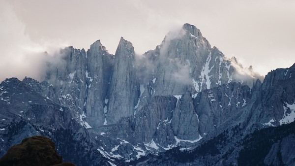 Mountains Rocks Clouds Wallpaper
