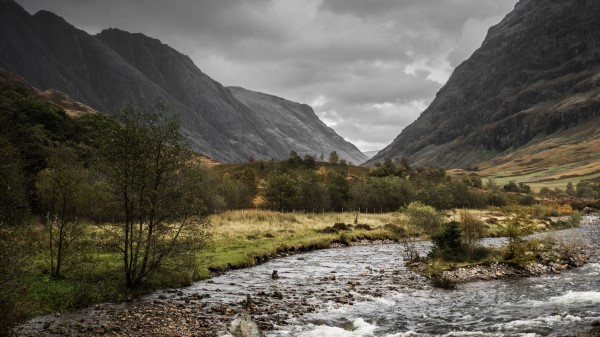 Mountains Rocks Stream Wallpaper