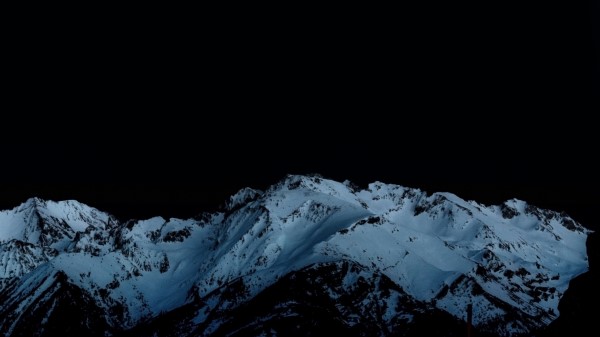 Night Mountains Snowy Wallpaper