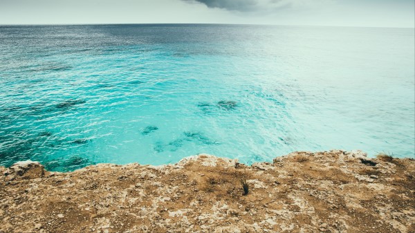 Ocean Shore Water Precipice Wallpaper
