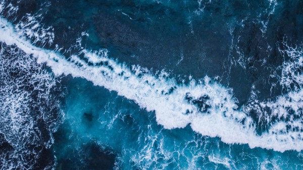 Ocean Surf Foam Wallpaper