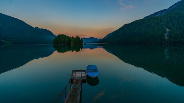Pier Boat Lake Wallpaper