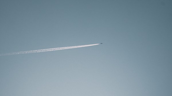 Plane Flight Trail Wallpaper