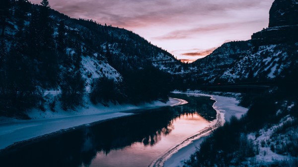River Mountains Snow Wallpaper