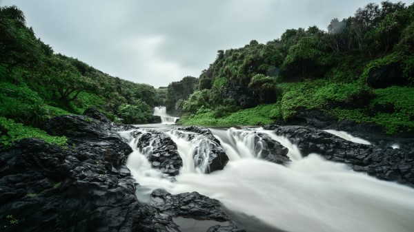 River Stones Water Image Wallpaper
