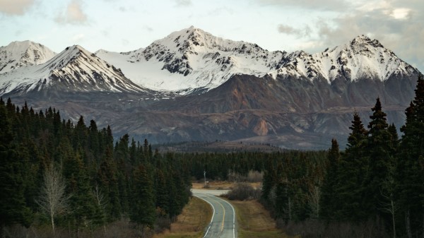 Road Asphalt Mountains H Wallpaper