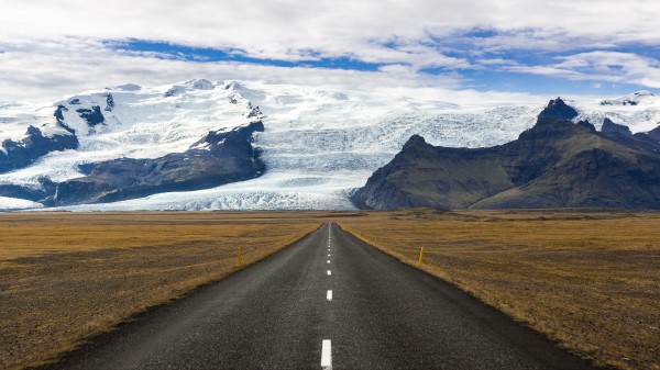 Road Marking Mountains Wallpaper