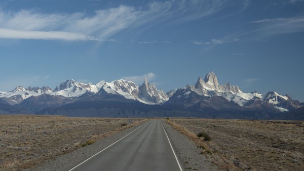 Road Mountains Foothills Wallpaper