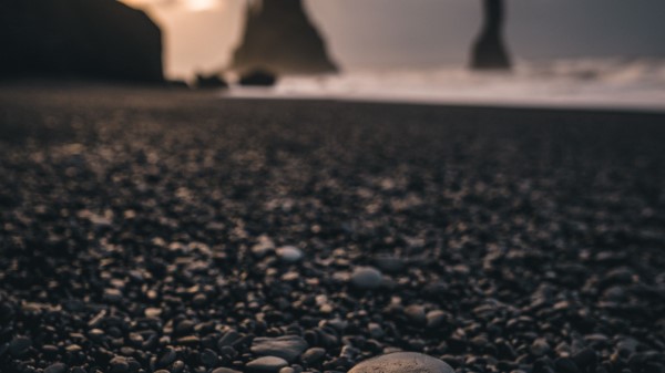 Rock Beach Sunset Wallpaper