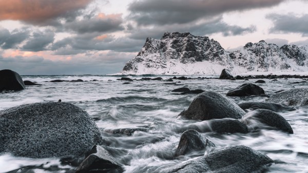 Rock Stones Waves Wallpaper