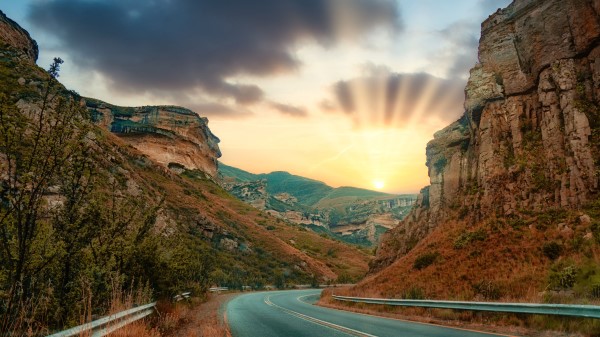 Rocks Road Sun Wallpaper