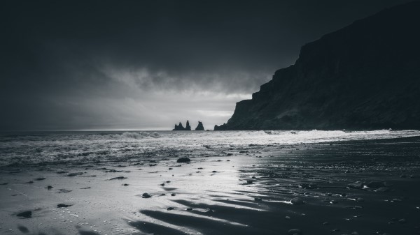 Rocks Sea Horizon H Wallpaper