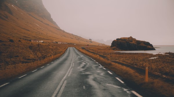 Route Marking Mountains Wallpaper
