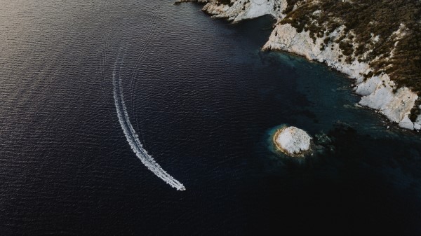 Sea Boat Aerial View Wallpaper