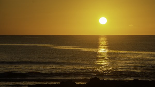 Sea Glare Sunset Wallpaper
