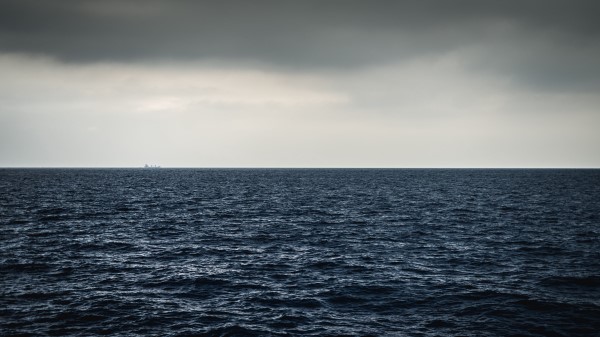 Sea Horizon Waves Wallpaper