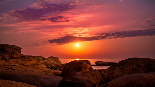 Sea Rocks Sunset Wallpaper