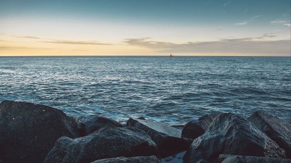 Sea Stones Shore Wallpaper