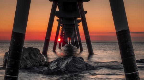 Sea Stones Sunset Wallpaper