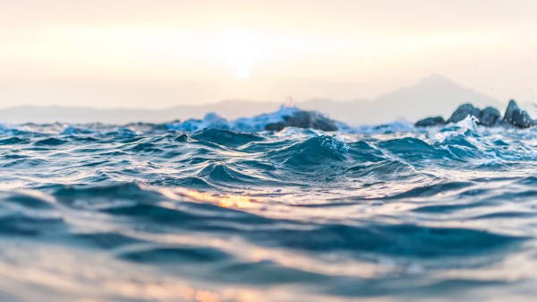 Sea Waves Blur Wallpaper