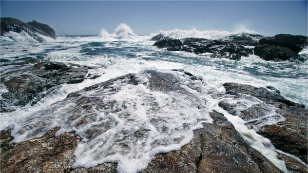 Sea Waves Foam Wallpaper