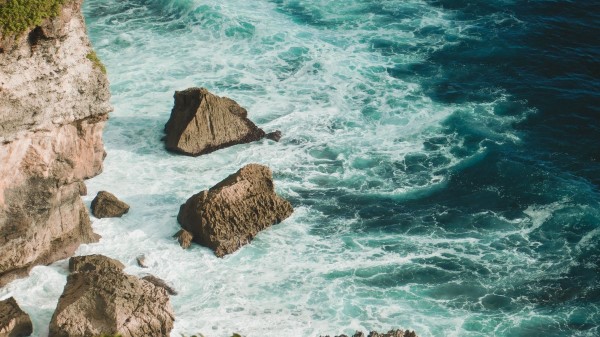 Sea Waves Stones Wallpaper