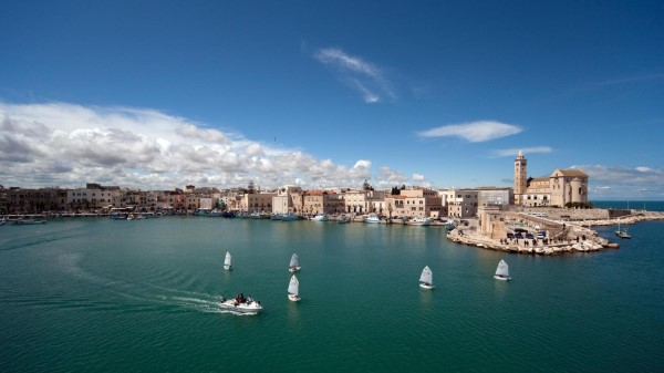 Sky Buildings Architecture Home Water Boats 58667 Wallpaper