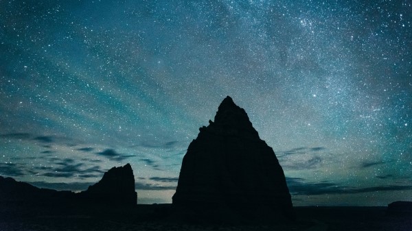 Starry Sky Hills Night Wallpaper