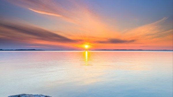 Sun Stones Horizon Wallpaper
