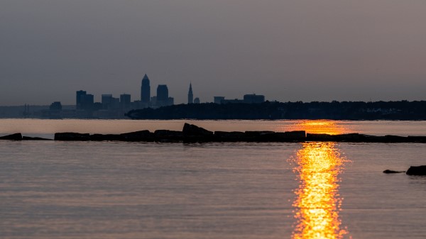 Sunset Glare City Wallpaper
