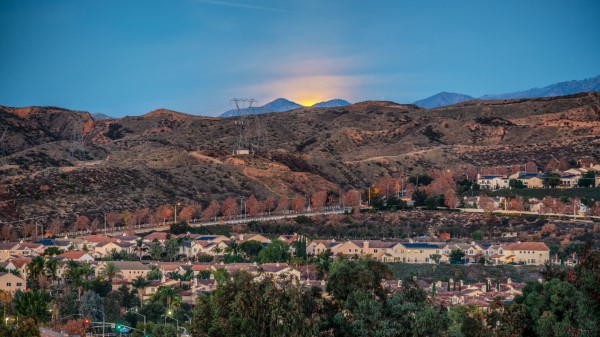 Sunset Mountains Buildings Wallpaper