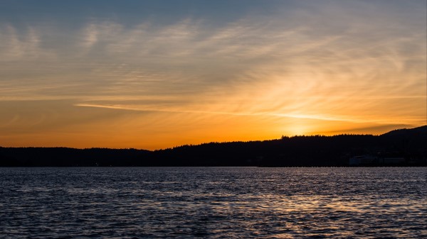 Sunset Sea Glare Wallpaper