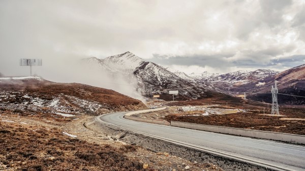 Track Road Turn Mountain Wallpaper