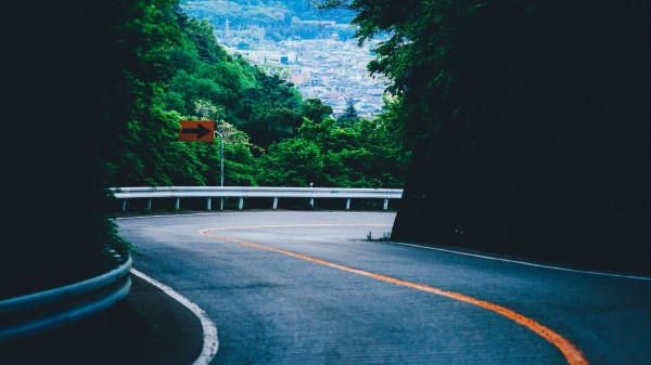 Turn Road Mountains Trees Marking wallpaper